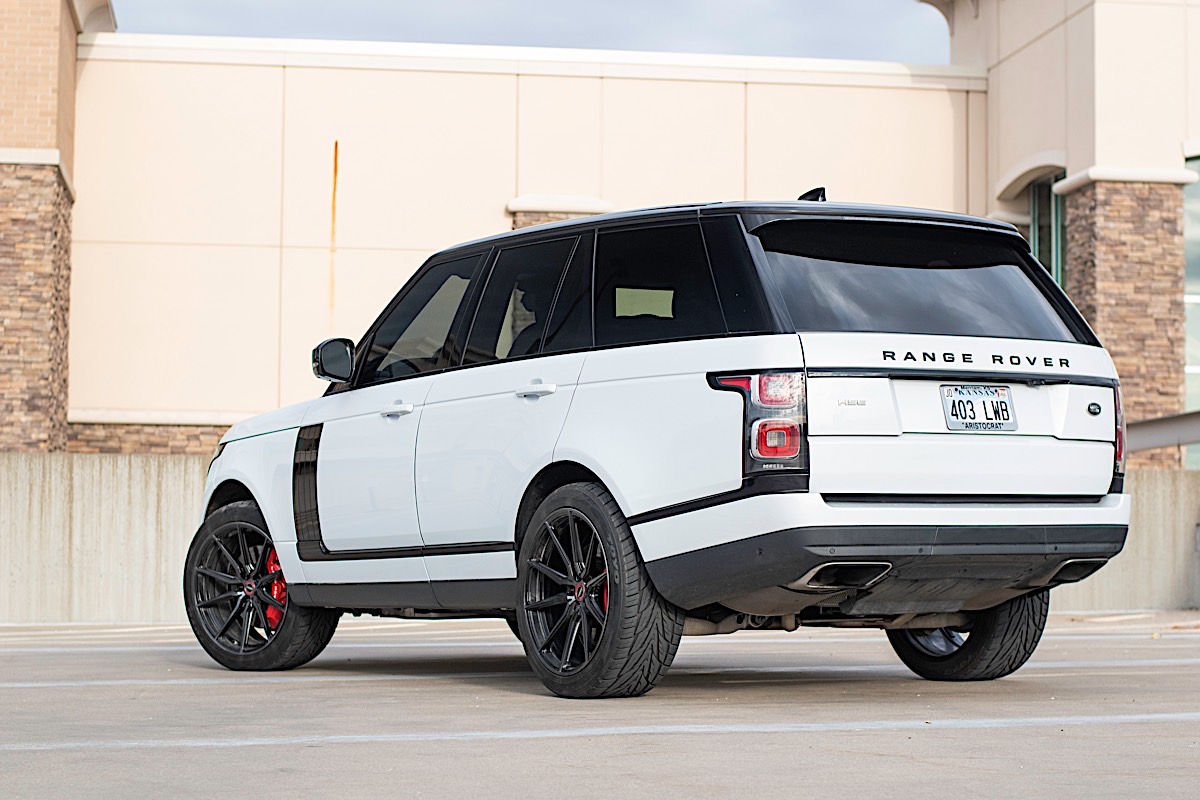 Land Rover Range Rover with 